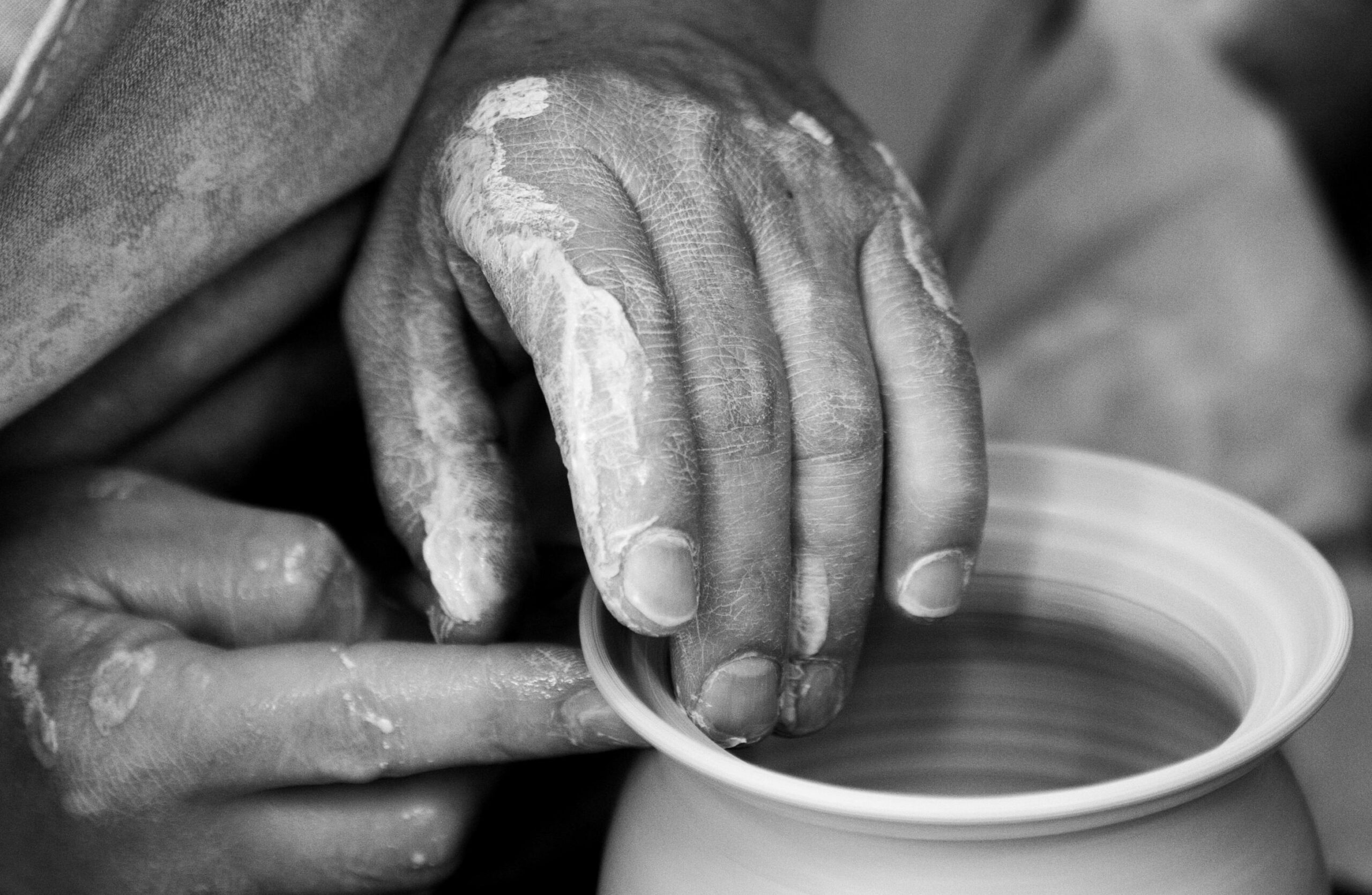 Volver a las manos: el renacer de los hobbies artesanales